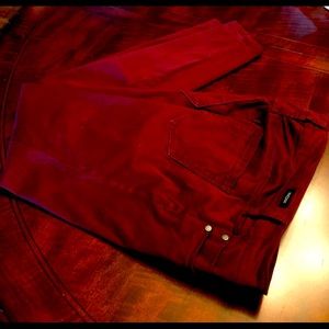 Liverpool “Ankle Skinny” dark red pants
